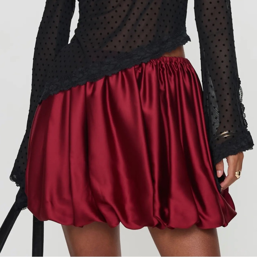 NWT PRINCESS POLLY Bubble Hem Red Satin Skirt - Picture 6 of 7